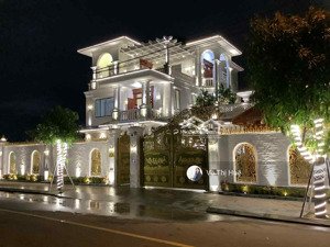 cần bán villa đảo 1 hoà xuân full nội thất .