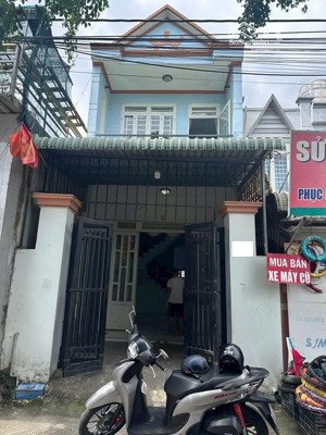 bán nhà trệt lầu kinh doanh buôn bán gần ngã tư chiêu liêu, dĩ an