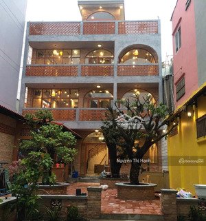 cho thuê nguyên căn toà nhà, kết hợp mặt bằng kinh doanh siêu lung linh, cách hoàng diệu chỉ 20m