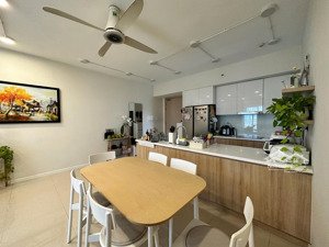 bán căn hộ palm 7.450 tỷ lh sam chính chủ