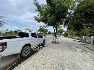 chào bán lô mt mai đăng chơn. sát cđ nghề. p ngũ hành sơn. giá đầu tư