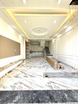 mở bán dãy siêu phẩm xây mới độc lập, trung tâm phố hồ sen-lê chân đỗ cách nhà vài bước chân