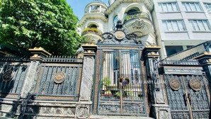 bán nhà biệt thự khu compound xuân thuỷ - thảo điền. 588m2 (20x29m). giá: 101 tỷ