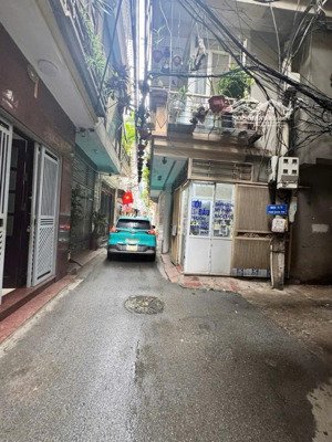bán nhà võng thị - 40m2x4 tầng - lô góc , oto cạnh nhà , sát hồ , hơn 9 tỷ