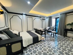 bán toà nhà lê duẩn, 85m2 7 tầng vài bước ra hồ 17p cho thuê 1.6 tỷ/năm nhỉnh 24 tỷ