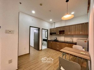 cho thuê căn hộ 2pn ban công, máy giặt riêng trung tâm q10 gần hà đô, vạn hạnh mall, ueh đh kinh tế