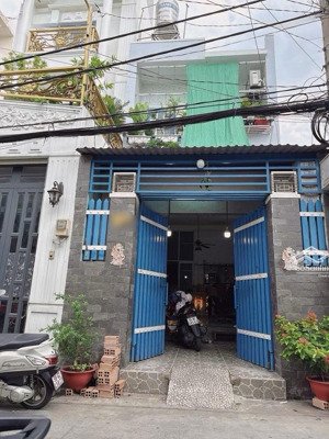 mặt tiền 2 tầng -64m2- kề bên gò xoài-giáp tân phú-mặt phố 7m xe tải thông-chỉ 5.85 tỷ.