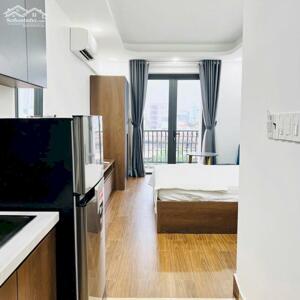 Cho Thuê Căn Hộ Đầy Đủ Nội Thất Cửa Sổ Lớn Quận 1 Gần Phố Tây Bùi Viện