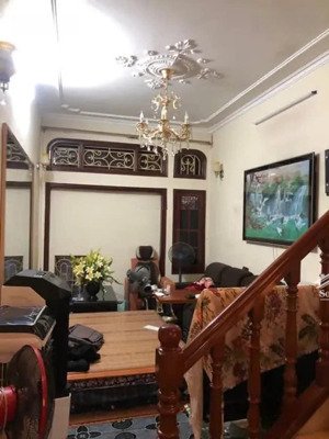 bán nhà mp trần duy hưng cầu giấy dt 88m x 6t x mt 3,4m giá 24 tỷ có thương lượng