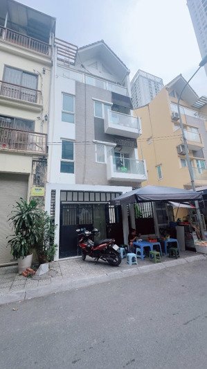 cho thuê nhà liền kề mới tại nam trung yên - cầu giấy. 80m2 x 4 tầng