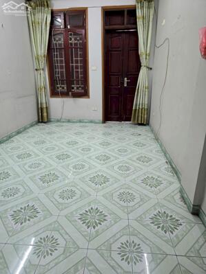 Cho thuê nhà nguyên căn 529 Kim Ngưu, 40m2 x 4 tầng,5 ngủ,3 wc, 16 triệu/tháng