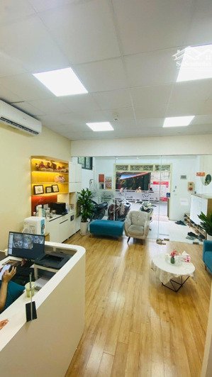 bán nhà mặt phố hoàng ngân, 24,5 tỷ, 70m2, tiện ích bao quanh nhà. lh 