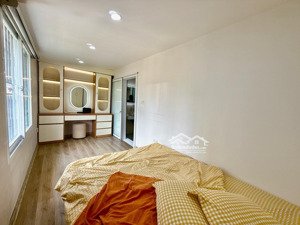 bán nhà tt thành công dt 65m2 t5 nhà đẹp lô góc 3 mặt thoáng full nội thất giá 3,5 tỷ