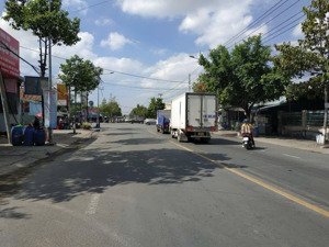 mặt tiền kinh doanh nguyễn thị minh khai tân đông hiệp dĩ an tp hcm
