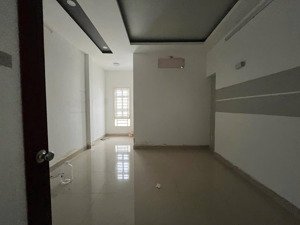 mặt tiền kinh doanh sầm uất đường số 20-dương quảng hàm, phường 5, gò vấp (dt: 4x25m 3l) tiện mở vp