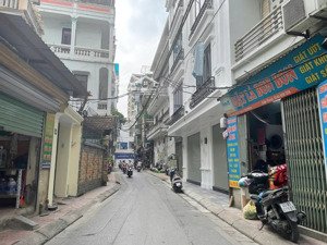 nhà riêng phố đội nhân, ô tô tránh, diện tích 42m2, 7 tầng thang máy, mặt tiền 4,5m, giá 17,8 tỷ