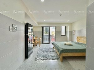 cho thuê căn hộ studio ban công hiện đại cửa sổ trời - máy giặt riêng - ở được nhiều người