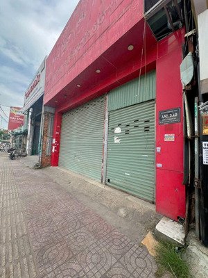 mặt tiền đường tô ký, khu vực kinh doanh