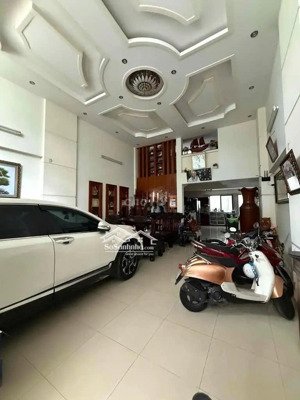 nhà giá tốt - hẻm xe hơi yên tĩnh, khu vip, dân trí cao đặng thùy trâm, p13, bt. chỉ 18 tỷ tl