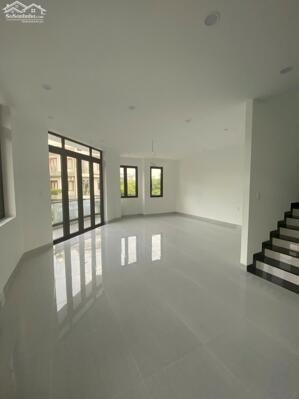 BDS HVL NC- CHO THUÊ BIỆT THỰ VĂN PHÒNG GÓC 2 MT KDC LIÊN PHƯỜNG Q9