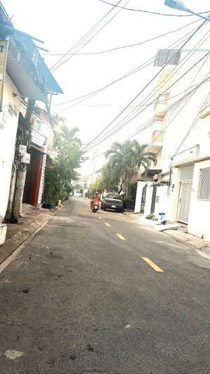 cần bán gấp căn nhà 2tầng 75m làng tăng nhơn phú a tp thủ đức vị trí đẹp chỉ 6,9tỷ