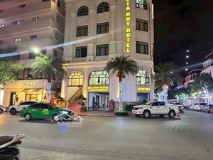 mặt đường 613 thiên lôi (cafe 12h) kinh doanh tốt - dt 86m2 - đường 24m - ngay aeon , h.huy, vinmex