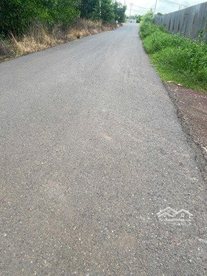 bán xưởng trảng bom, diện tích gần 4000m2, đường nhựa, bình điện riêng, chỉ 5,2 tỷ