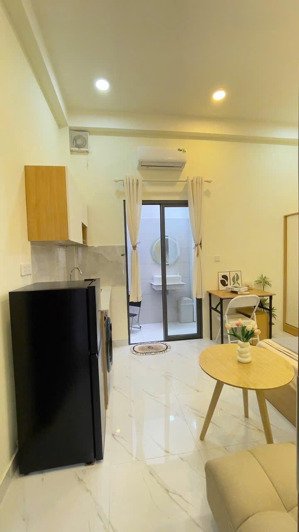 cho thuê căn hộ ban công sau thoáng mát full nội thất gần bigc tô hiến thành