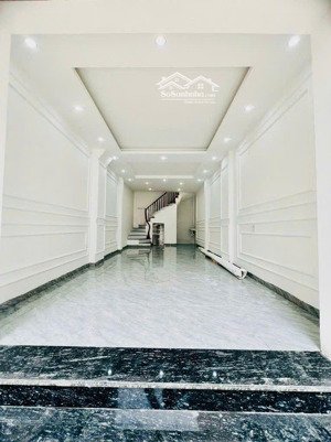 định công thượng - định công ôtô kinh doanh nhỏ xinh