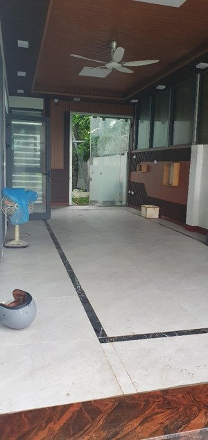 chỉ 15 tỷ có nhà 3 tầng ngõ 108 trần phú sau big c ô tô tránh nhau