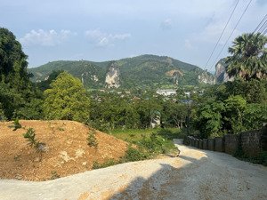 cần bán 2592m có 40m ont tại lâm sơn lương sơn view toàn bộ sân golf giá rẻ