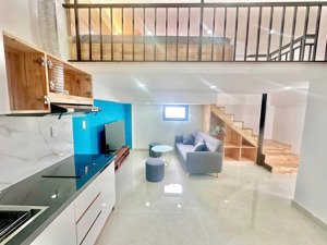 cho thuê căn hộ duplex cửa sổ, full nội thất, thang máy - gần tòa nhà viettel
