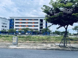 bán lô fpt sát trường cấp 1 và 2 phân khu v6