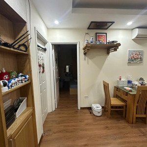 bán sdu 143 trần phú. hiếm bán căn hộ 3 ngủ, 2wc, giá 4.18 tỷ. cần tiền bán gấp chính chủ