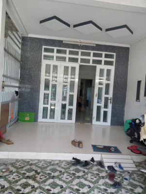 bán nhà 1 trệt 1 lầu ngang 9.9m, đang kinh doanh spa gần bách hóa xanh xã bình nghị, gò công đông