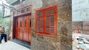 nhà đẹp cổ nhuế - thông số hoa hậu, gần nhà văn hóa- ô tô đỗ cổng 34m2 - 5 tầng- mt 5,2 / giá 8 tỷ