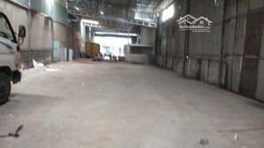 cho thuê kho xưởng, mặt bằng 630m2 giá 45 triệu đường xe container