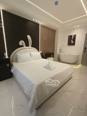 bán khách sạn góc 2 mt phạm văn chiêu p9 gò vấp hầm 6 tầng 18pn đang có hdt : 1.4 tỷ/năm giá 29 tỷ