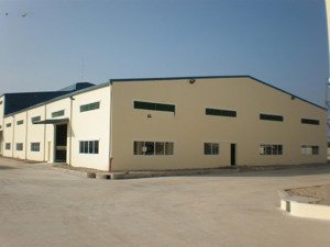 cho thuê công ty may mặc đường quốc lô 1 a . huyên bến lức