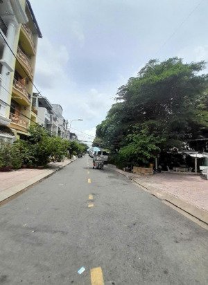 nhà đẹp-mặt tiền đường nhựa-gần cầu nhị thiên đường-xe hơi ngủ nhà-lô góc-56m2-ngang 4m-chỉ 6,8 tỷ