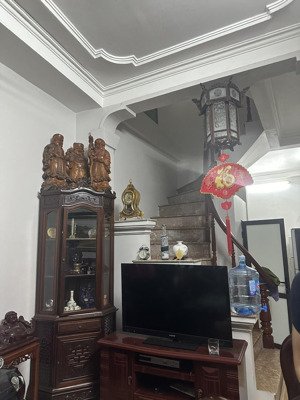 nhà đẹp đê la thành, ba đình cho thuê 4pn, full nội thất, vào ở ngay - giá tốt 15 triệu/tháng