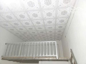 chính chủ cho thuê nhà phường long thuỷ, phước long, bình phước. 800k/tháng yên tĩnh sạch sẽ.