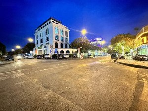 bán đất mặt phố việt hưng, long biên - 109m² mặt đường - vỉa hè kinh doanh - giá 22.9 tỷ.