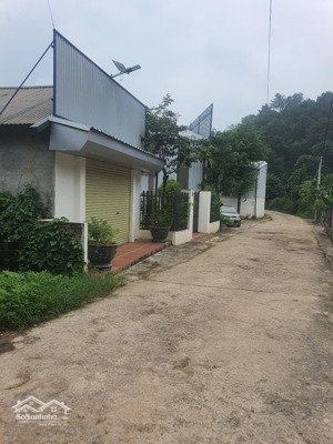 bán nhà xưởng rộng: 1928m tại xã trung giã mới - hà nội -nhà xưởng, giác cực rẻ, vay ngân hàng 70%