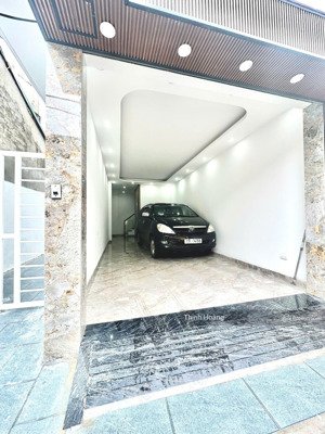 chính chủ bán nhà p. cự khối 47m2, 6 tầng, thang máy, oto vào nhà, đầu tư, ở sướng, chưa đến 9 tỉ