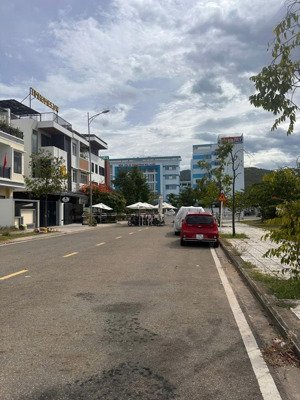 bán lô shophouse gói 2 khu đô thị mỹ gia , nha trang- dt: 150m2 ngang 7.5m