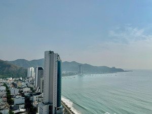 cho thuê căn hộ 65m2 scenia bay. lh 