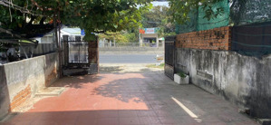 cho thuê nhà nguyên căn. gần biển số 4