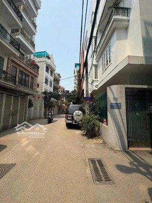 siêu phẩm lạc long quân lô đất vuông vắn, ngõ ô tô sổ nở hậu chỉ 3x tỷ