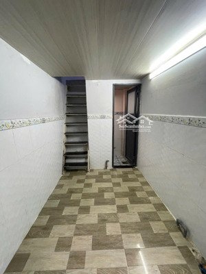 nhà 3 tầng, dtsd 18m2, khu dân cư, tôn đản, chỉ 950 triệu